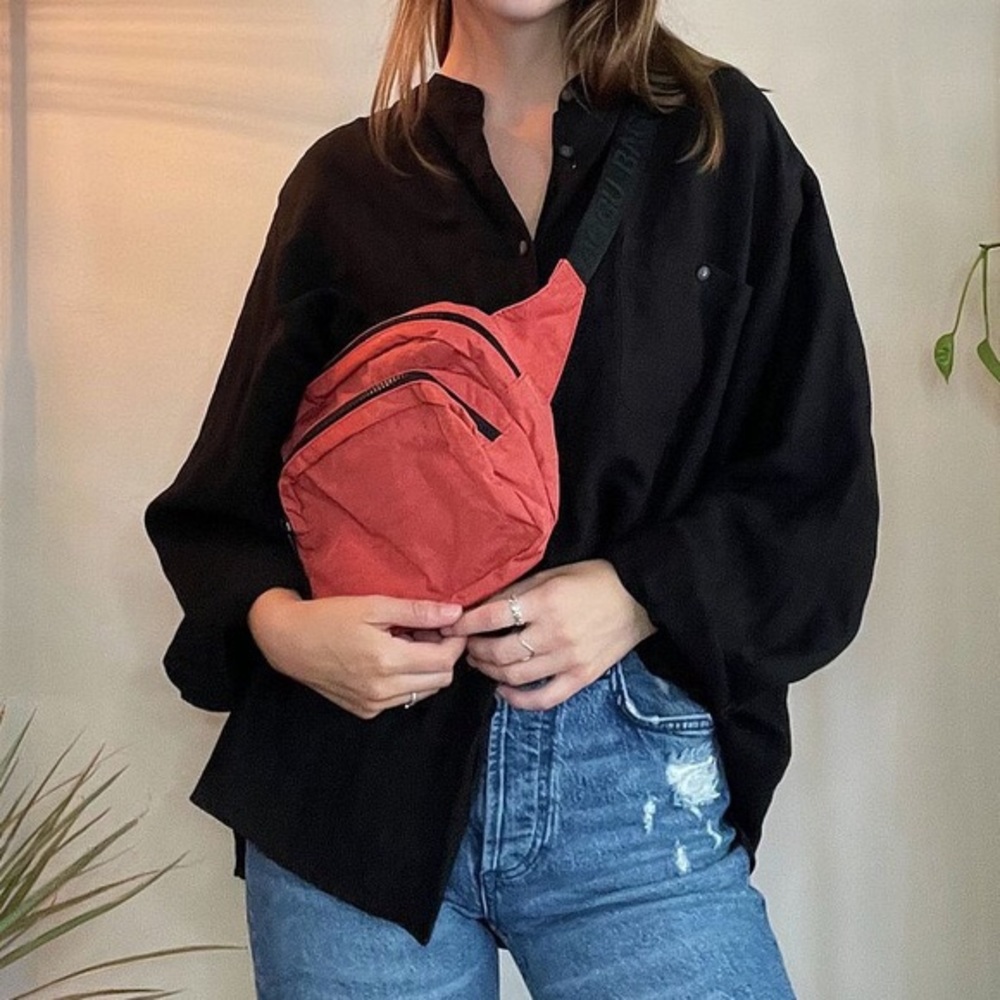 Limited Edition Baggu Fanny Pack in Baked Apple WITH Belt Extender